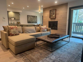 3Bdr in the heart of lions head Ski locker
